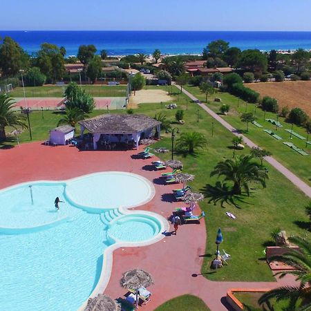Rey Beach Club Monte Nai Bagian luar foto