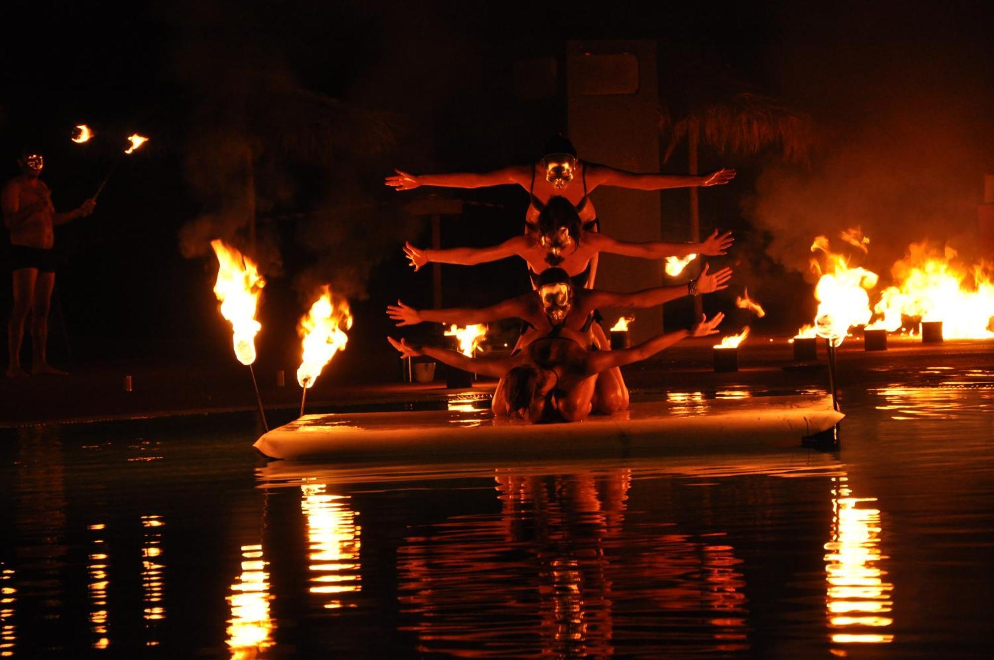 Rey Beach Club Monte Nai Bagian luar foto