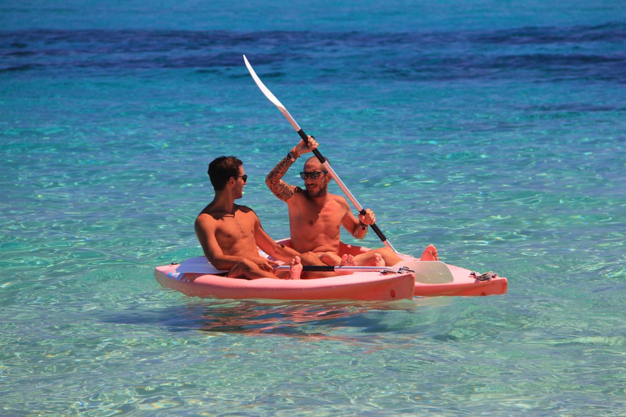 Rey Beach Club Monte Nai Bagian luar foto